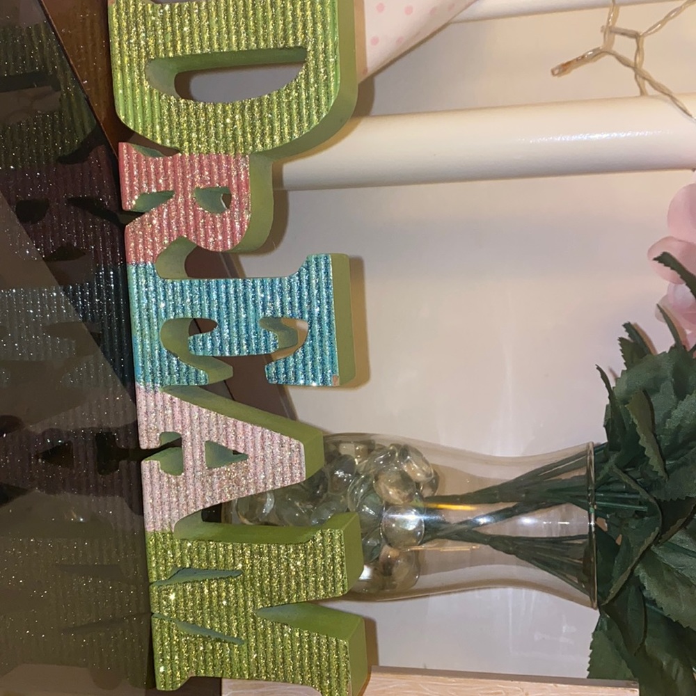 Room decor for girls
